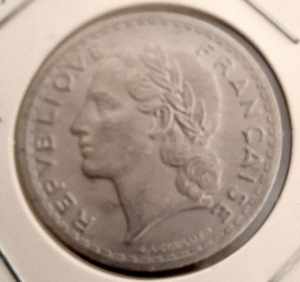 5 Francos 1945 de França
